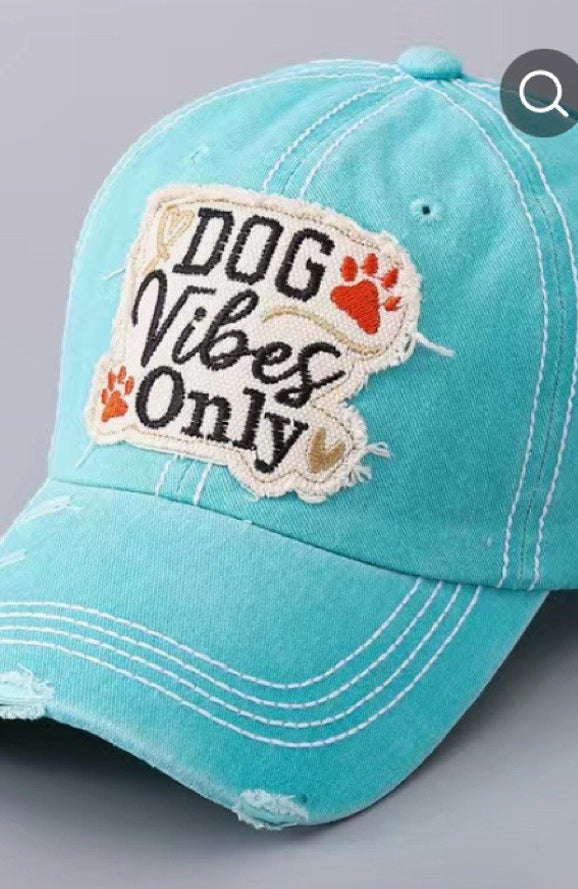 Hat for Dog Lovers: Dog Vibes Only